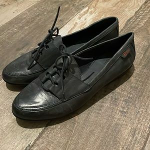 Navy blue leather loafers. G.H. Bass & Co. brand. Size 8.5